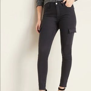 Old Navy Rockstar Super Skinny Cargo Pants